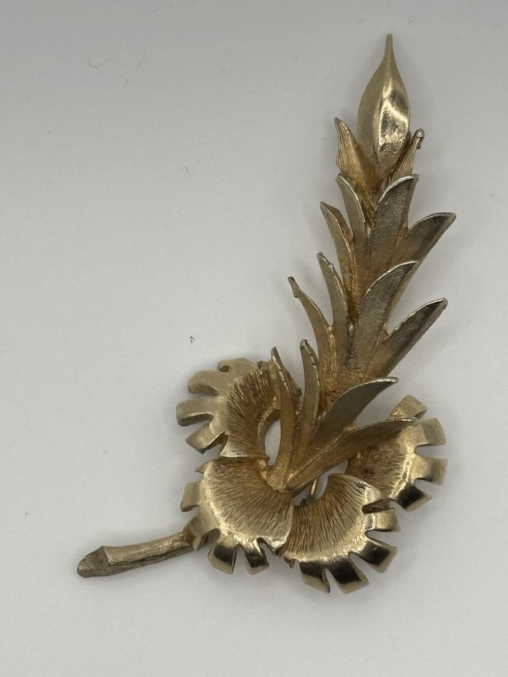 Vtg 60s Signed PELL Gold Tone Textured Leaf Frond Spray Brooch Pin Mid Century